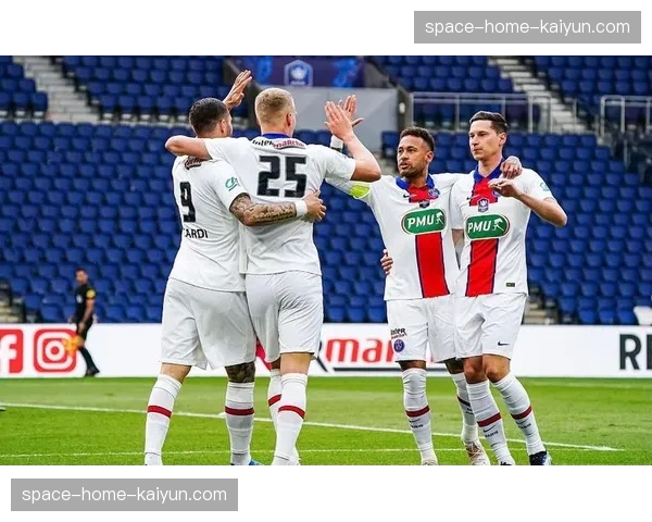 深度分析：法甲引入新型光学追踪系统，旨在更精确测量边路传中球运行轨迹与落点