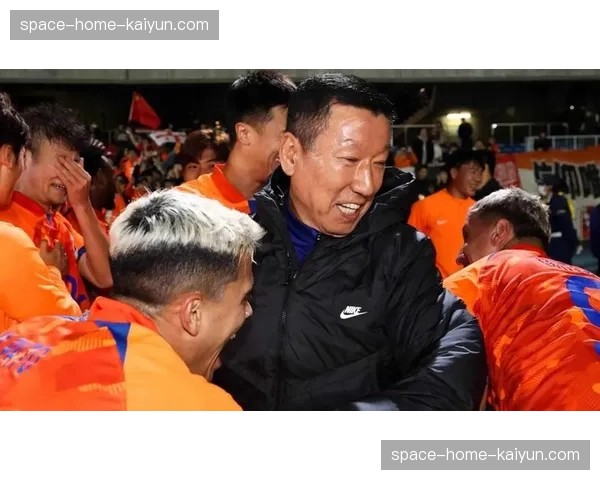 战术分析：崔康熙如何通过高位逼抢限制河南队组织核心