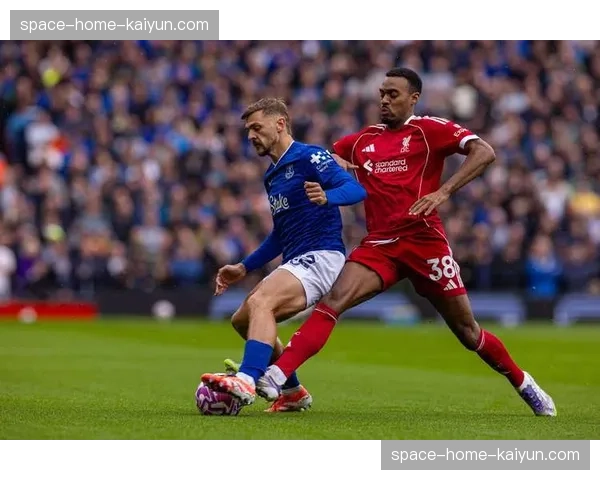 官方：莱斯特城与主帅马雷斯卡续约至2028年